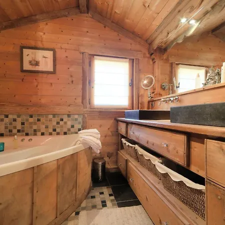 Penthouse Holzman Close To Ski Lift * Saint-Moritz